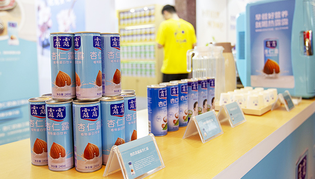 承德露露,现金流