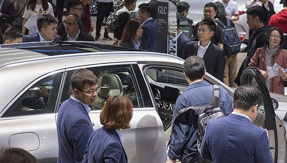 报告|“寒冬”底下的上半年车市终端销量分析