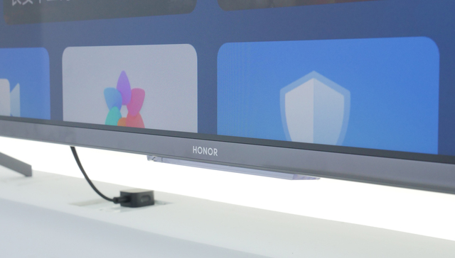 【上手】华为刚刚发布的荣耀智慧屏，它跟普通电视有何不同？