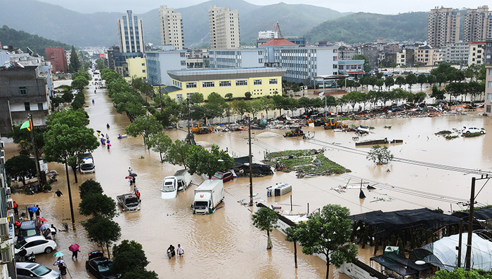 【界面晚报】韩国政府决定将日本踢出“白名单”9月生效 浙江各财险公司报损“利奇马”已超10亿