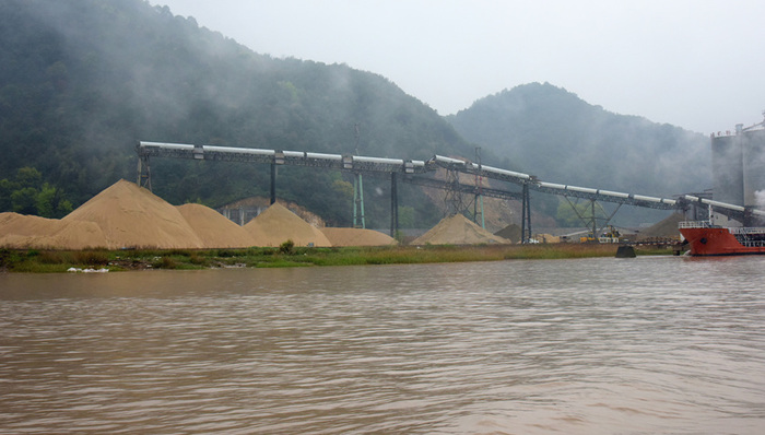 张新民,死刑,涉黑,二审,非法采砂,命案,领导者,缓刑,核准,缓期