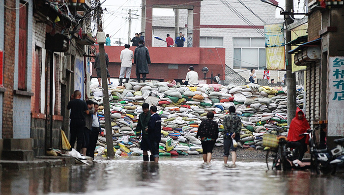 【界面晚报】台风“利奇马”已致山东373.19万人受灾 中国科协原书记处书记陈刚被逮捕