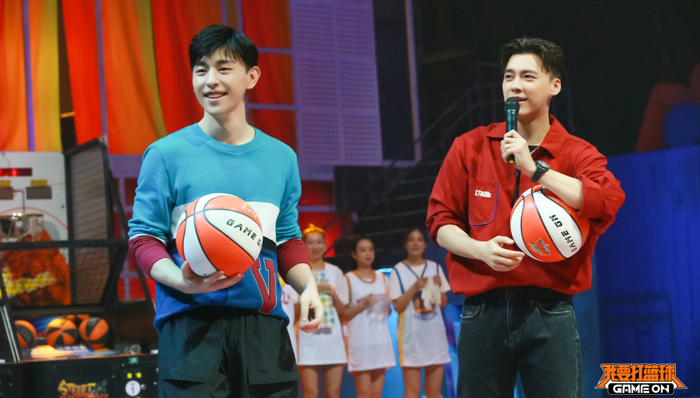 体育综艺盛夏井喷，邓伦、李易峰领队《我要打篮球》