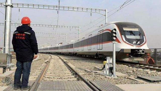 北京地铁新机场线公布票价：最高35元，航空旅客可8折购票