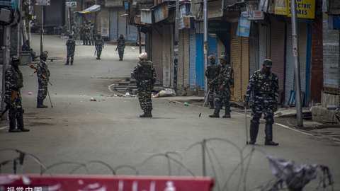 安理会就克什米尔问题举行闭门磋商，中方呼吁避免单边行动