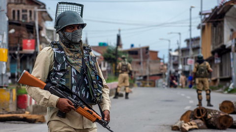 印控克什米尔地区恢复部分通讯，巴总理欢迎联合国磋商