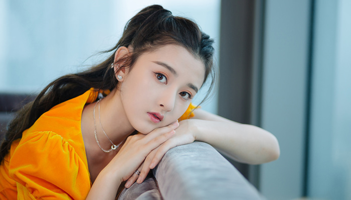 【专访】宋祖儿：这采访这么深沉的吗？感觉你把自己都问愁了