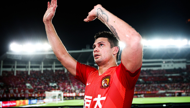 【体育晚报】亚足联官宣埃尔克森进入国足大名单 新疆男篮签约前勇士后卫