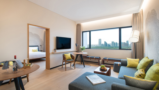 新酒店 | 有生活乐趣，充满年轻的色彩与活力，传奇首北兆龙饭店即将重新开业