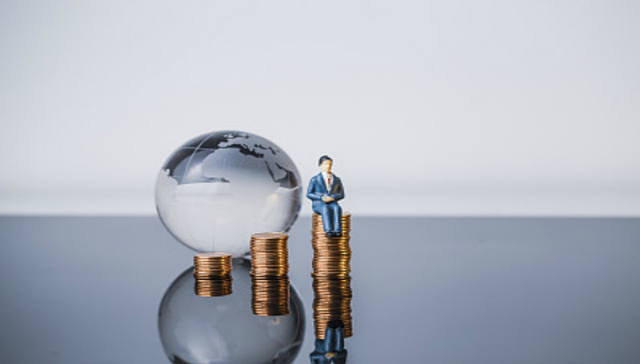 两市成交额稳住5200亿，白酒股重获主力青睐