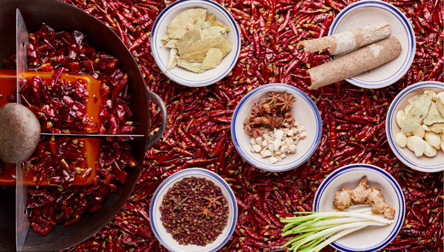 海底捞业绩增速下滑，这些隐忧已变成现实