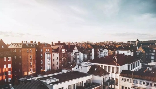 Kantar,市场整体,隐形新中产,京东,用户,一族,细分,计算题,2019,年下沉市场图鉴,工厂店