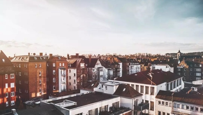 Kantar,市场整体,隐形新中产,京东,用户,一族,细分,计算题,2019,年下沉市场图鉴,工厂店