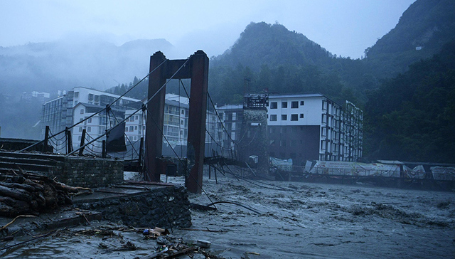 【界面晚报】四川阿坝州暴雨已致8人死亡26人失联 深圳国资国企综改方案获批