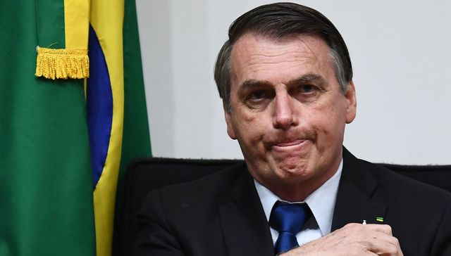 亚马孙雨林野火连天，巴西总统：NGO“断粮”后放火报复