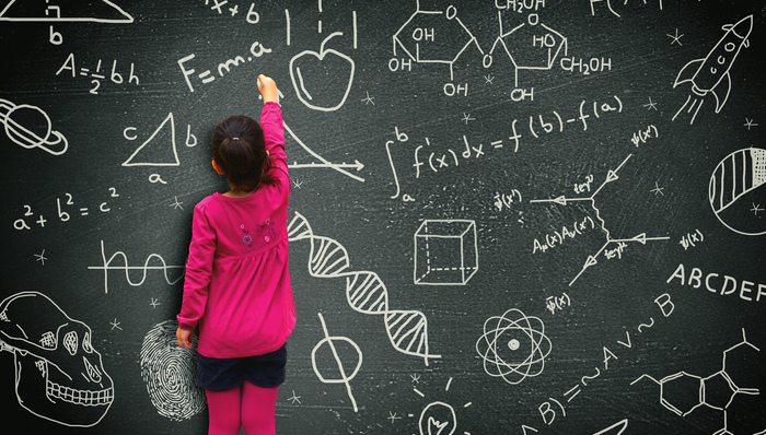 养大一个孩子要130万，子女教育金保险选购五步法则