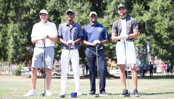 捐款近百万美元，库里资助高尔夫重返霍华德大学