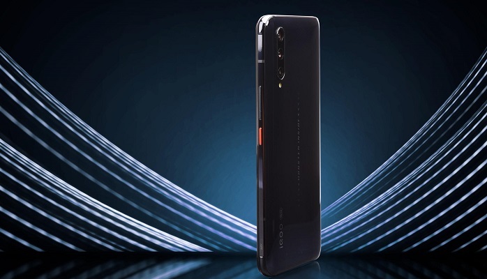 vivo发布首款5G手机iQOO PRO，5G商用第一年竞争就很激烈