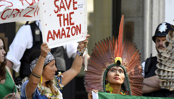 【评论】亚马逊大火，全人类的“公地悲剧”