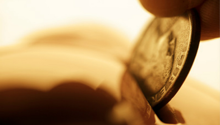 高毅二季度重仓股曝光：冯柳逢低加仓，邓晓峰疯狂抛售，听谁的？