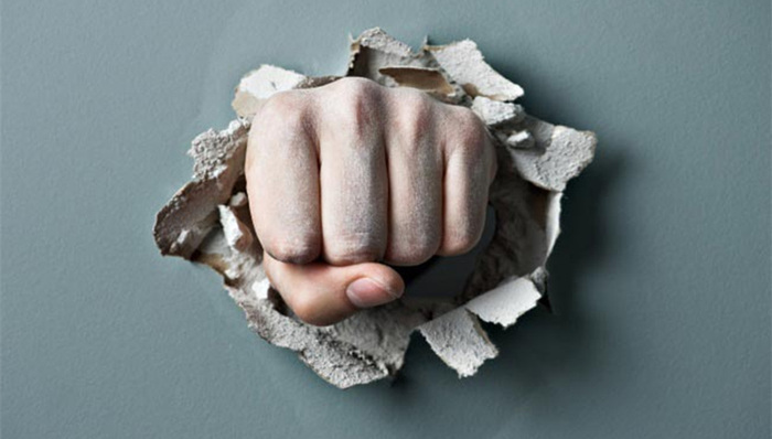 地方新闻精选|重庆一村支书篡改儿子年龄骗低保，改后比自己还大3岁