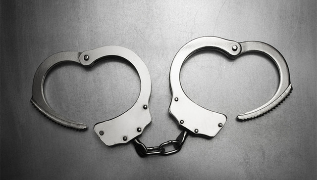 单某某,北京警方,医院急救,女司机,医院进行,警方发现,号牌,北京妇产医院,转移登记,机动车登记规定