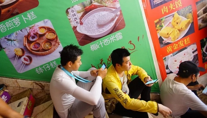 外卖,Techcrunch,BD,卖水人,厨房,李海鹏,中国企业家,即时配送,讨口饭吃,美团