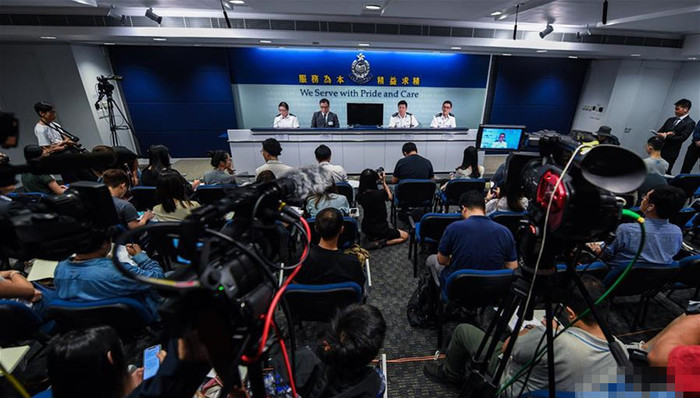 香港警方,8月,例行记者会,暴力行为,暴力事件,旅游之都,警司,公共关系科,两个多,袭击事件