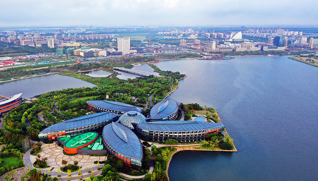 【界面晚报】临港新片区50条特殊支持政策发布 证监会对三宗信息披露违法违规案作出行政处罚