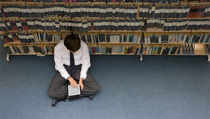 开学,大学生,三大件,电竞,严飞,新三样,录取新生,2019年,电子书,消费品