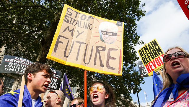 英国脱欧角力白热化，执政党出险招：谁要帮工党出力就开除出党