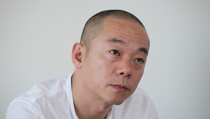 【界面早报】商务部就中国起诉美对3000亿美元产品征税发表谈话 暴风集团法定代表人冯鑫被批捕