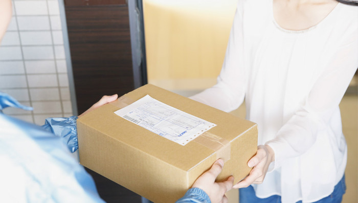 快递员,入职教育,重度抑郁,快递服务,快递公司,用户,法制日报,犯罪,快递暂行条例,马东