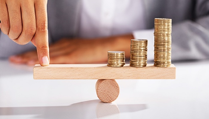 【界面早报】国常会：及时运用普遍和定向降准工具 暴风集团被证监会立案调查 