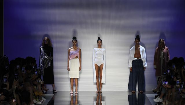 纽约时装周上，这四位中国设计师穿越了两千年