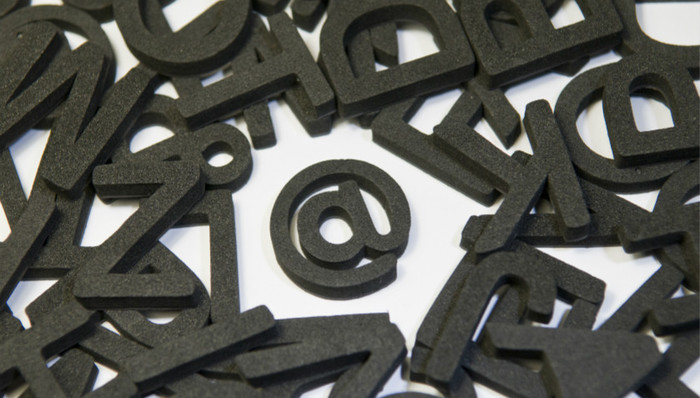 中国网民画像：超7成月收入不足5000，近9成没有上过大学