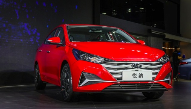 迎合年轻消费群用车需求，北京现代悦纳革新后首发亮相
