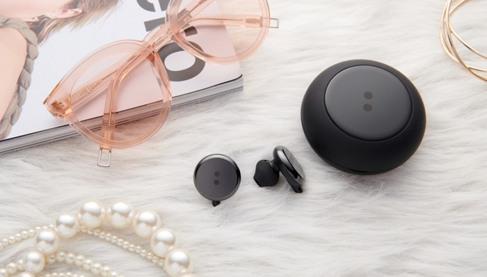 TWS耳机越来越火，时尚外形会让消费者买单吗？