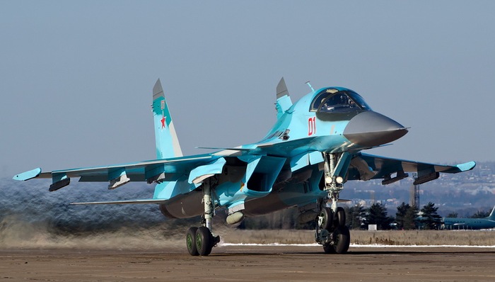 战机,俄罗斯报,空中碰撞,长机,飞行员,天军,飞行训练,轰炸机,歼击,赔偿责任