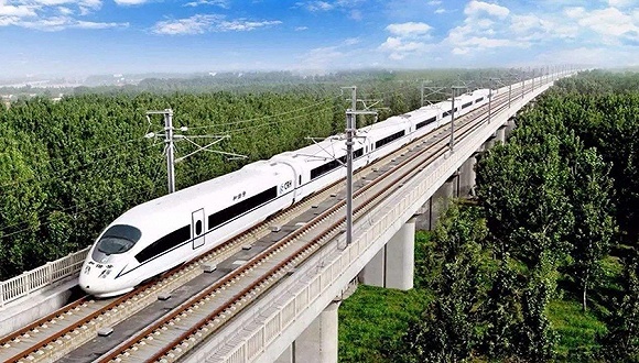 八纵八横,盐铁路,高铁网,接入,通车,京沪高铁,央视新闻,建成,互联互通,行车