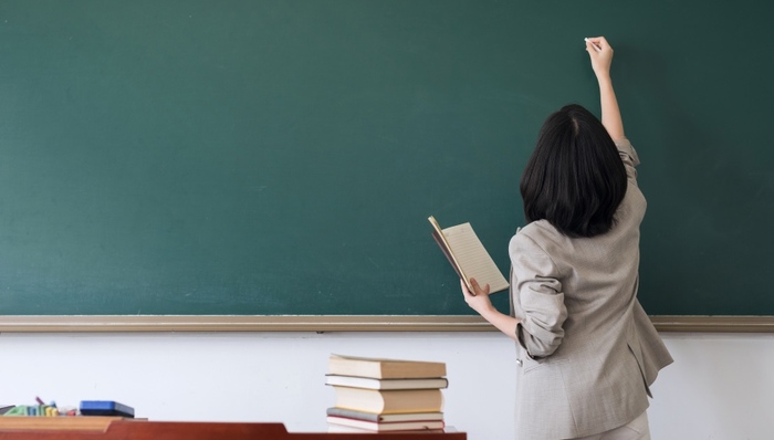 直通部委|教育部授予1432人“全国优秀教师”称号 三部门：促进疫苗生产、流通、使用全程可追溯管理