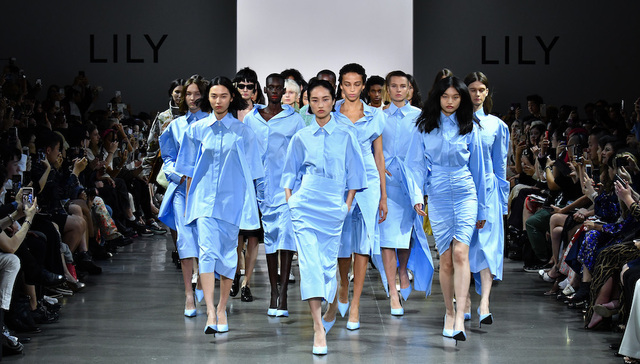 潮童、女性与艺术家，纽约时装周中国日要玩风格碰撞