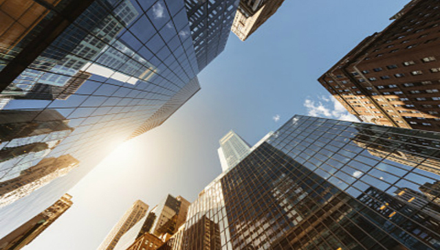 金融地产股强势护盘，11亿元主力资金力挺中国平安