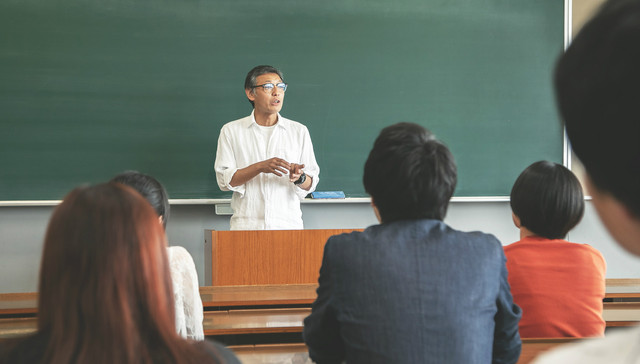 【一周教育要闻】清华、北大首次获泰晤士高等教育世界大学排名亚洲前二，第35个教师节到来