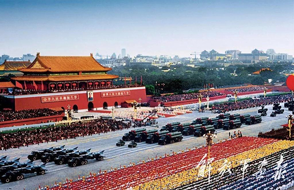 世纪大阅兵,陆战步兵,潜空导弹,舰空导弹,舰舰导弹,陆军航空兵,飞豹,轰炸机,1999年,预备役部队