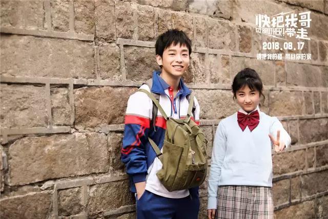 从张子枫文淇到赵今麦李庚希，“00后小花”们未来的路该怎么走？