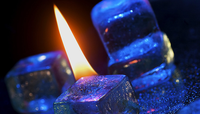 抖音,短视频,办公室小野,爆米花,酒精灯,烧伤