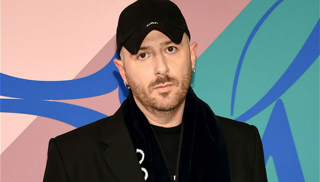 快看 |红极一时的潮牌Vetements宣布其创始设计师Demna Gvasalia将离职