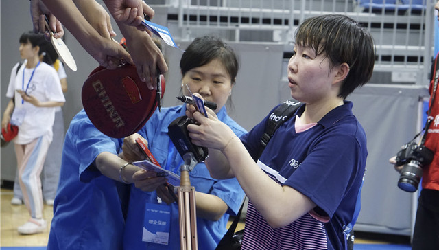 朱雨玲落选亚锦赛大名单，国乒天才少女已走到悬崖边上