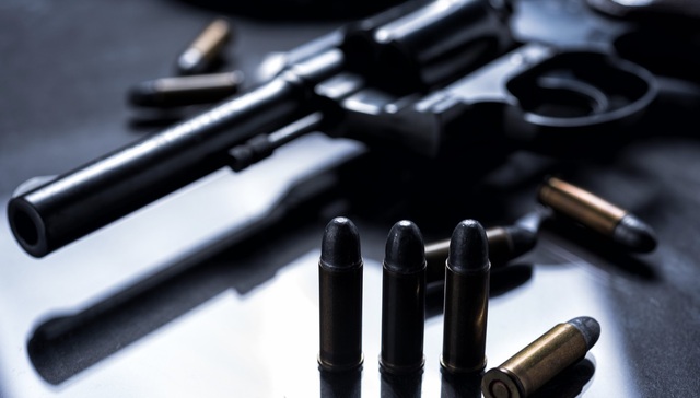 甘肃省工信厅一原巡视员被双开，涉非法持有枪支